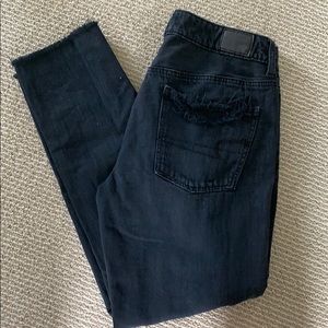 American Eagle Girlfriend tipped jean
